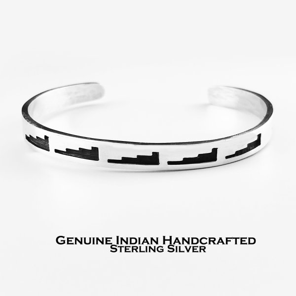 ホピ族 インディアンジュエリー ジュリアンフレッド作 ハンドメイド スターリングシルバー ブレスレット/Native American Hopi  Jurian Fred Sterling Silver Bracelet ブレスレット・マネークリップ・リング・ライター